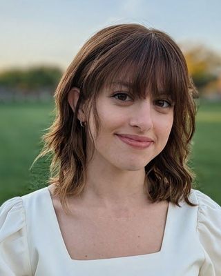 Portrait of Chana Tombosky, Pre-Licensed Professional, MFT